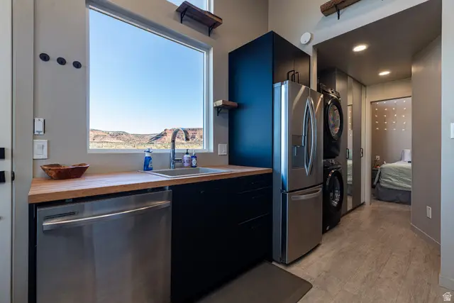 1555 S Lost Dr, Kanab, UT 84741 - #2