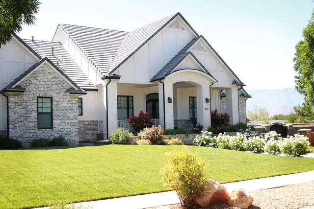 684 S 990 W, Hurricane, UT 84737 - #1