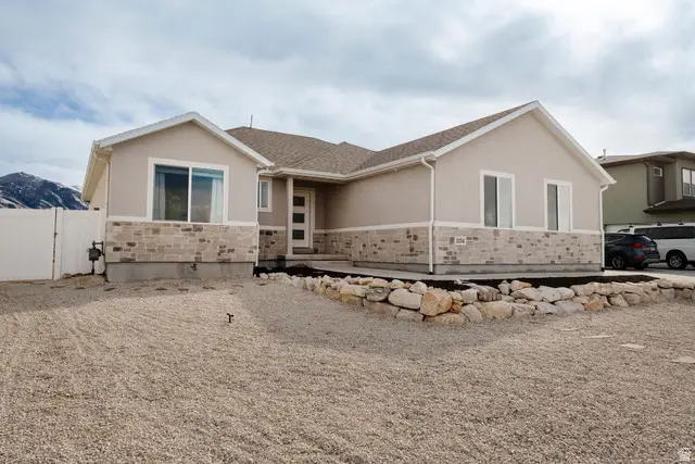 1154 N Berra Blvd, Tooele, UT 84074 - #2