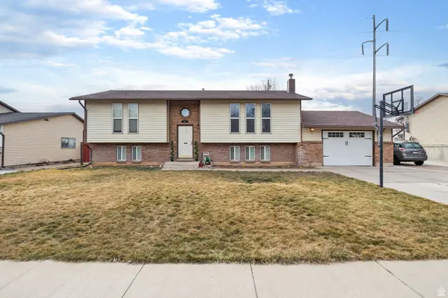 2181 S Katies Way, Clearfield, UT 84015 - #3