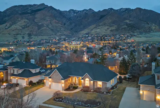 6669 S Anne Marie Dr, Cottonwood Heights, UT 84121 - #3