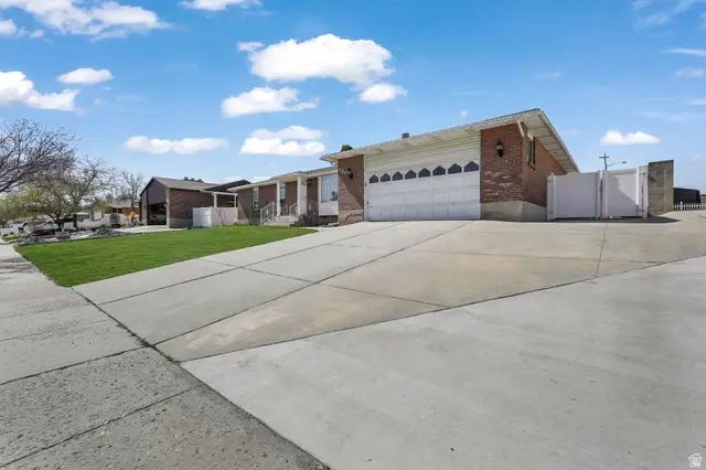5884 S Jonquil Dr, Taylorsville, UT 84129 - #2