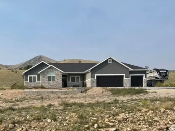 2156 W Ridgeline Rd, Stockton, UT 84071