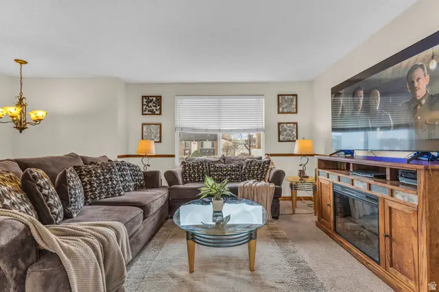 3860 W Burgess Rd S, Taylorsville, UT 84129 - #2