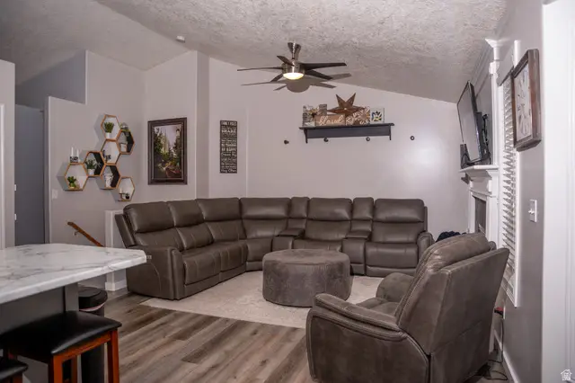 13638 S 3160 W, Riverton, UT 84065 - #2