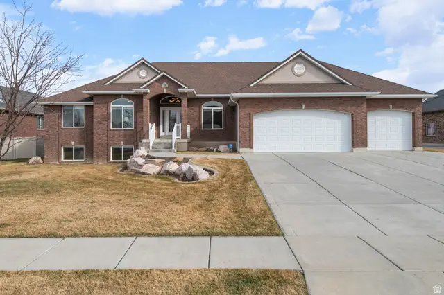 1780 N 1350 W, Farr West, UT 84404 - #1