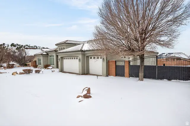 1055 E Mill Hollow Way, Cedar City, UT 84721 - #2