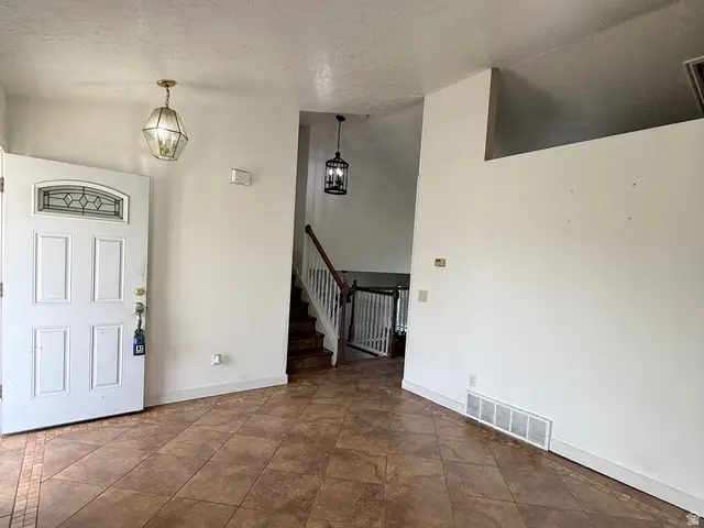 81 E Merion Dr, Stansbury Park, UT 84074 - #2