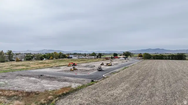 5083 W 10100 N #6, Elwood, UT 84337 - #3