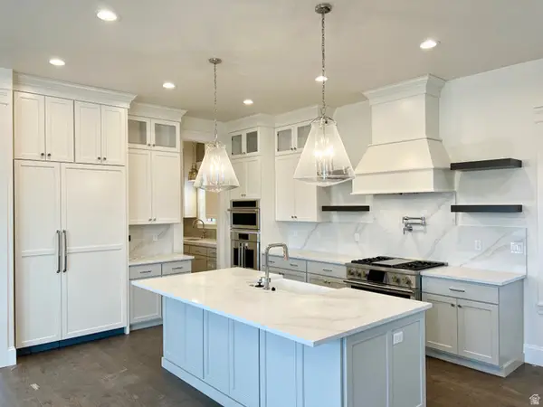 11047 S Lake Dr #3-376, South Jordan, UT 84009