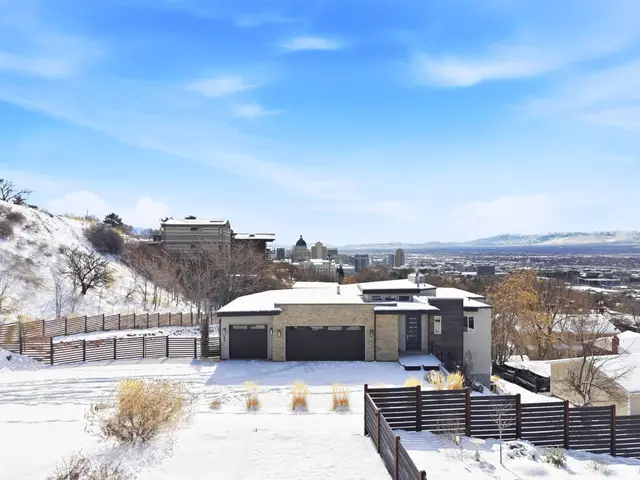 68 E Columbus Ct, Salt Lake City, UT 84103 - #2