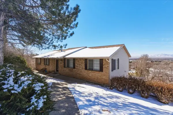 384 S Eastoaks E #5, Fruit Heights, UT 84037