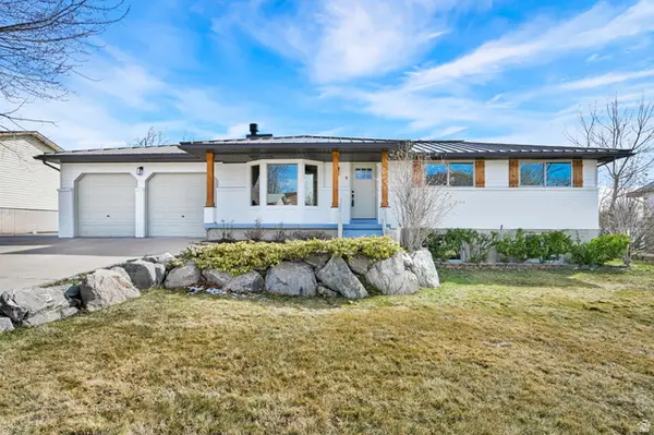 9 W Park Dr, Kaysville, UT 84037