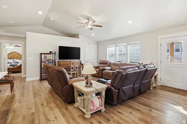 1175 N 2650 W, Tremonton, UT 84337 - #3