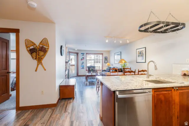 12090 E Big Cottonwood Cyn Rd. S #307, Solitude, UT 84121 - #2