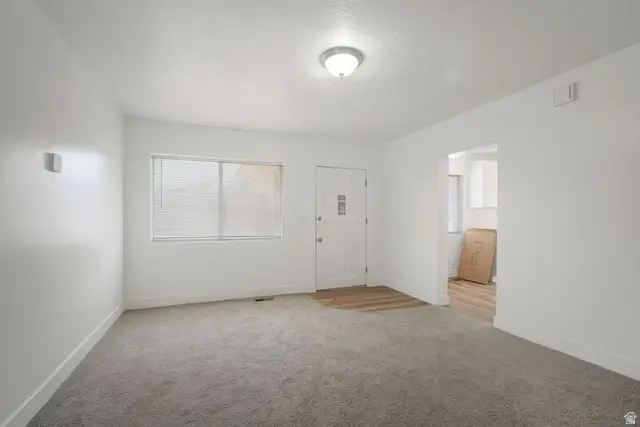 8558 S Center St, Sandy, UT 84070 - #2