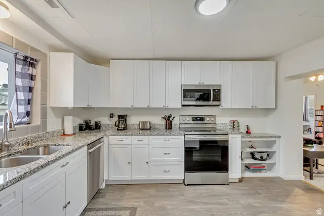 11 W Main St, Eureka, UT 84628 - #2