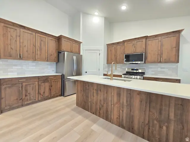 1019 W 200 N, Clearfield, UT 84015 - #3