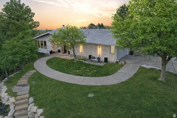 1365 E Oakmont Ln N, Fruit Heights, UT 84037