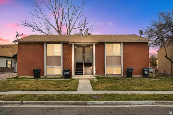 2519 S Parkcrest Dr, West Valley City, UT 84119