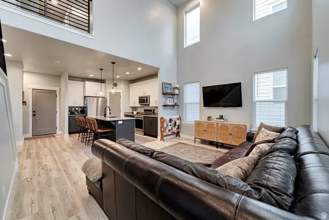 4513 W Watchmen Way, Herriman, UT 84096 - #3