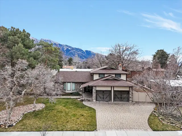 3376 E Magic View Dr S, Cottonwood Heights, UT 84121 - #1