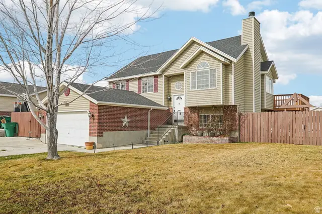 4952 W Robin Hill Rd S, West Jordan, UT 84081 - #2