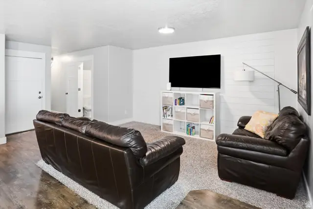 259 W 70 N, Hyrum, UT 84319 - #3