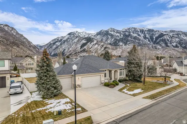 9445 S Marksbury Cir, Sandy, UT 84092 - #2