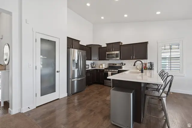 5212 W Courtly Ln, Herriman, UT 84096 - #2