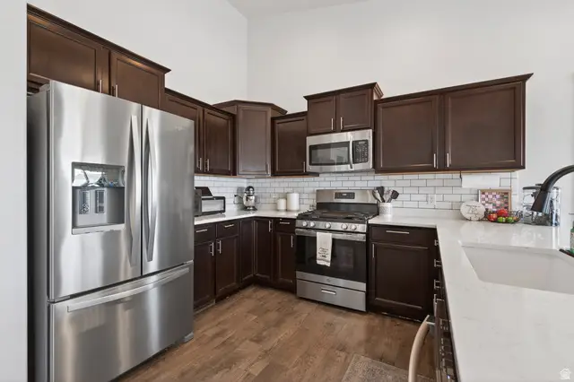 5212 W Courtly Ln, Herriman, UT 84096 - #3