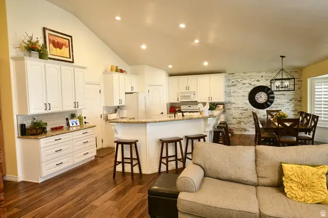 1830 W Heywood Dr, Kaysville, UT 84037 - #3