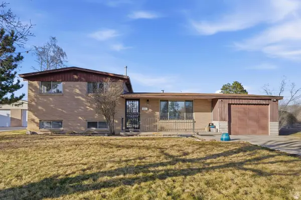 195 E 7060 S, Midvale, UT 84047