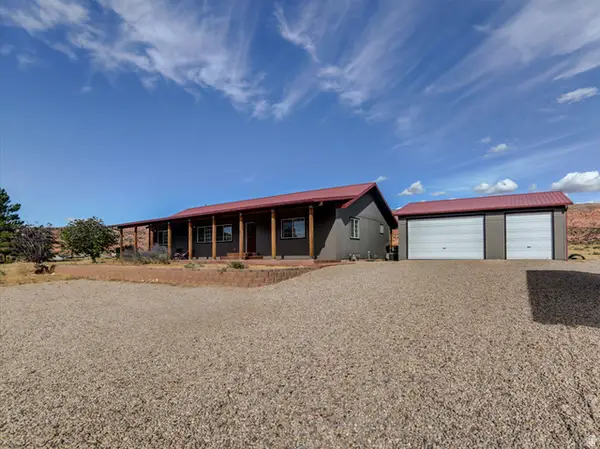 383 E Coronado St, Moab, UT 84532