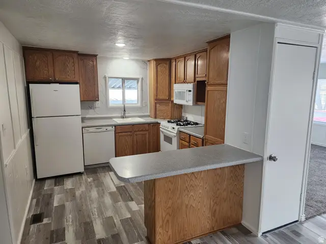 328 E Pellinore St N #44, North Salt Lake, UT 84054 - #3