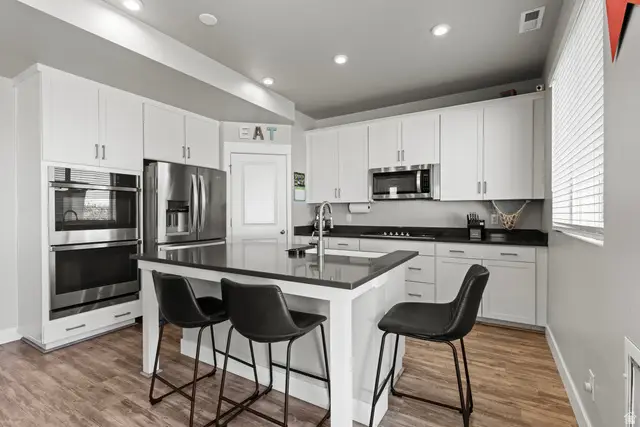 3214 S Fields Ave, Syracuse, UT 84075 - #3