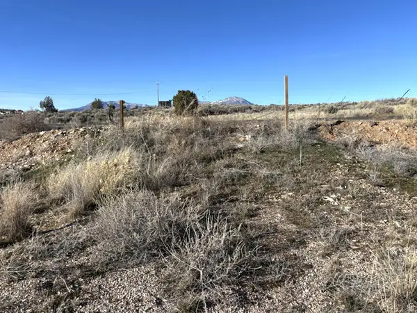 816 E Kiva Dr, Blanding, UT 84511