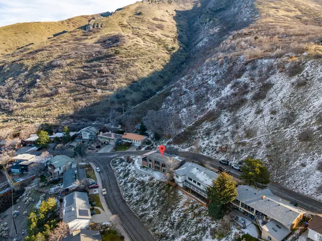 3252 S Teton Dr E, Salt Lake City, UT 84109 - #1