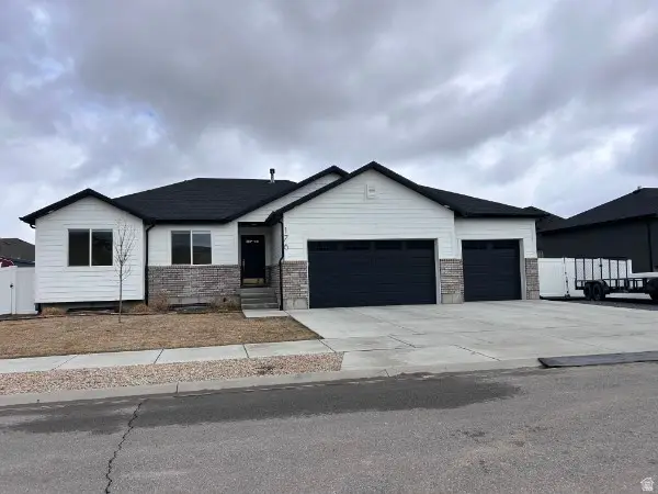 176 Dobbs Dr, Coalville, UT 84017