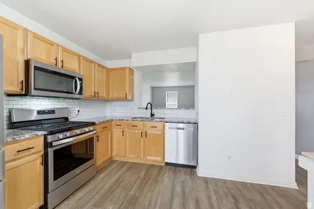 284 W Alfred Dr N, Tooele, UT 84074 - #3