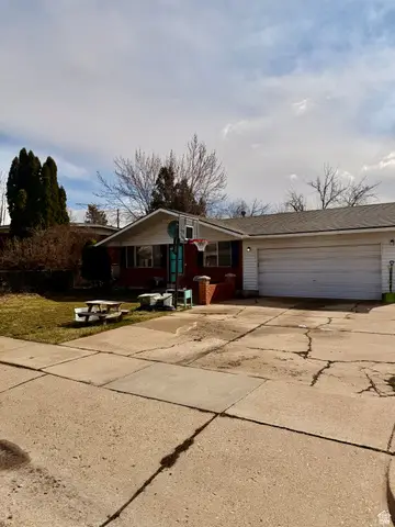 84 E Diamond St N, Layton, UT 84041 - #2