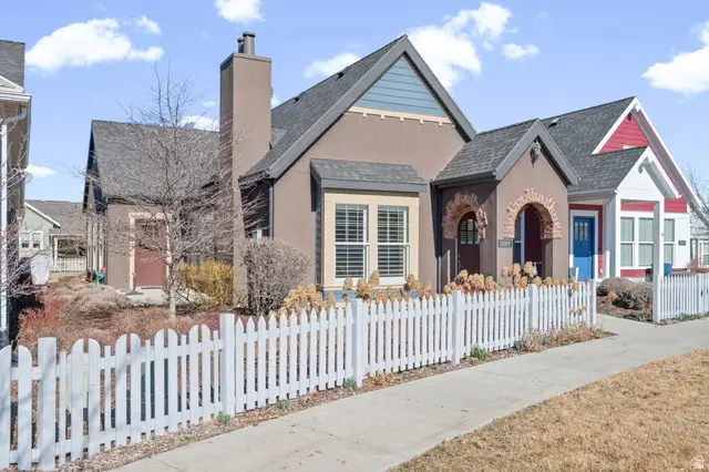 11089 S Cascabel Dr W, South Jordan, UT 84009 - #1