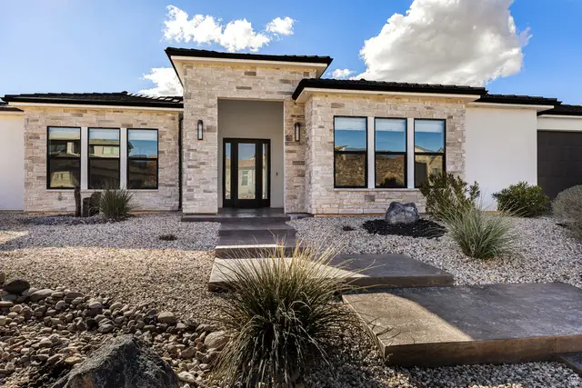 2013 N Somerset Cir, Washington, UT 84780 - #2
