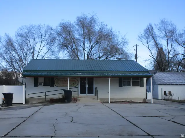 230 W 200 N, Malad City, ID 83252 - #2