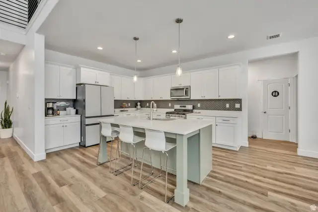 13568 S Watts Ln W, Riverton, UT 84065 - #2