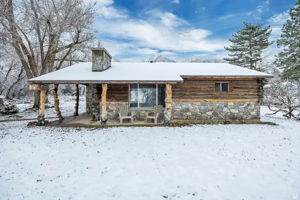 1752 N Valley View Dr. Dr E, Layton, UT 84040