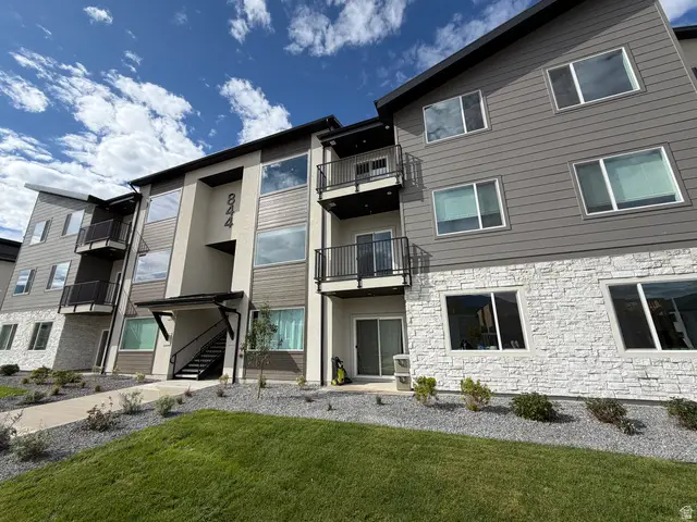 837 S 200 E #5-203, Spanish Fork, UT 84660 - #1