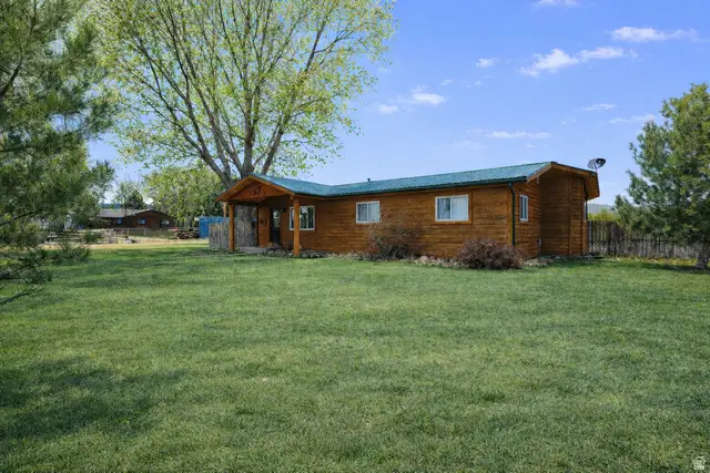 1084 W 2000 N, Vernal, UT 84078 - #2