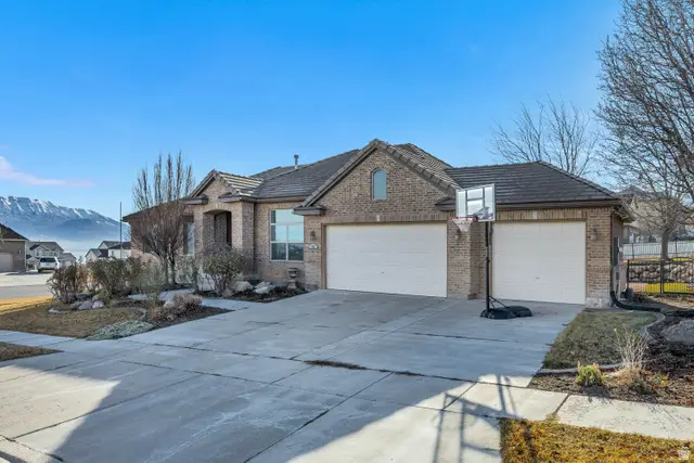377 W Misty Sage Way, Saratoga Springs, UT 84045 - #2