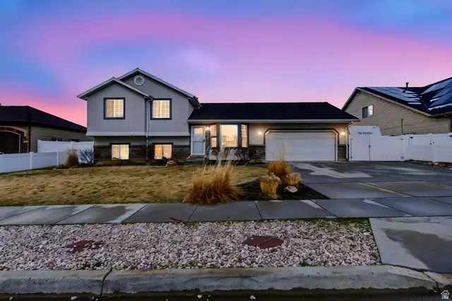 768 W 1090 N, Clinton, UT 84015 - #1